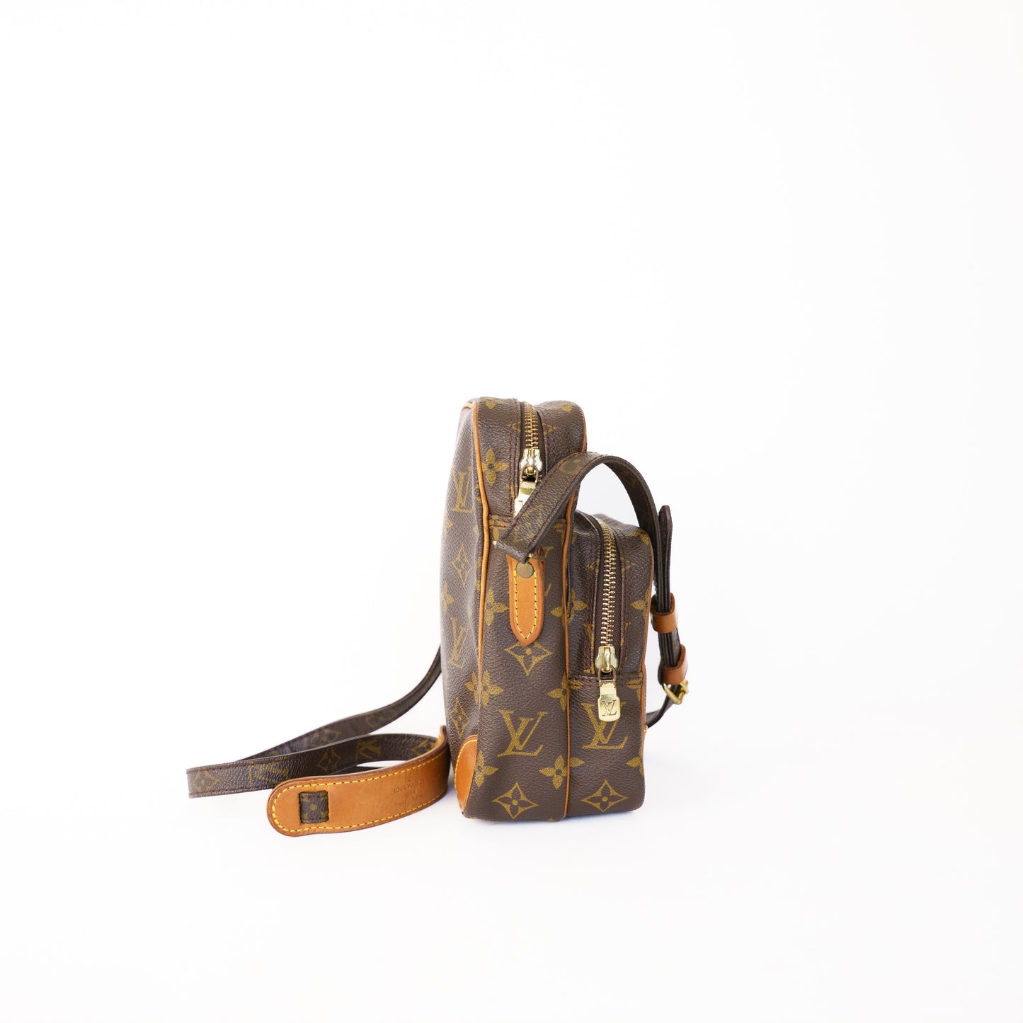 Louis Vuitton Amazon Monogram TH0070 050326B11