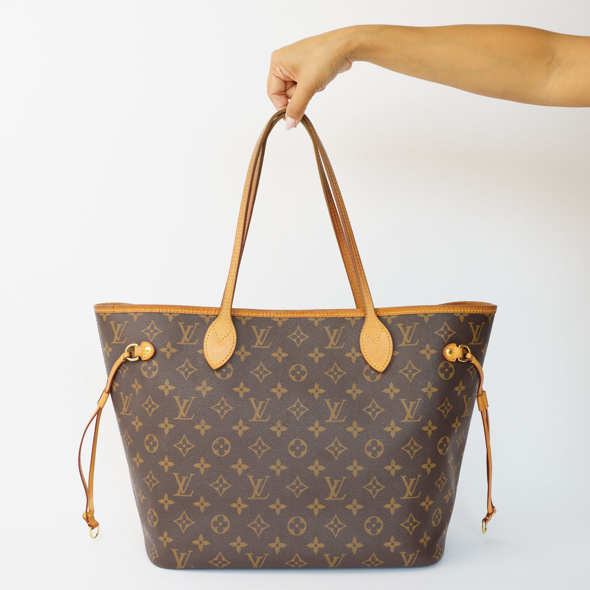 Louis Vuitton Neverfull MM in Monogram with Fuchsia Interior 061026A11