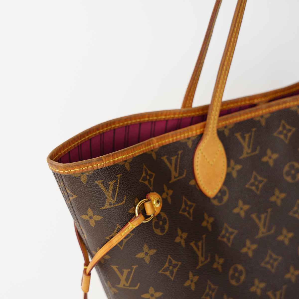 Louis Vuitton Neverfull MM in Monogram with Fuchsia Interior 061026A11