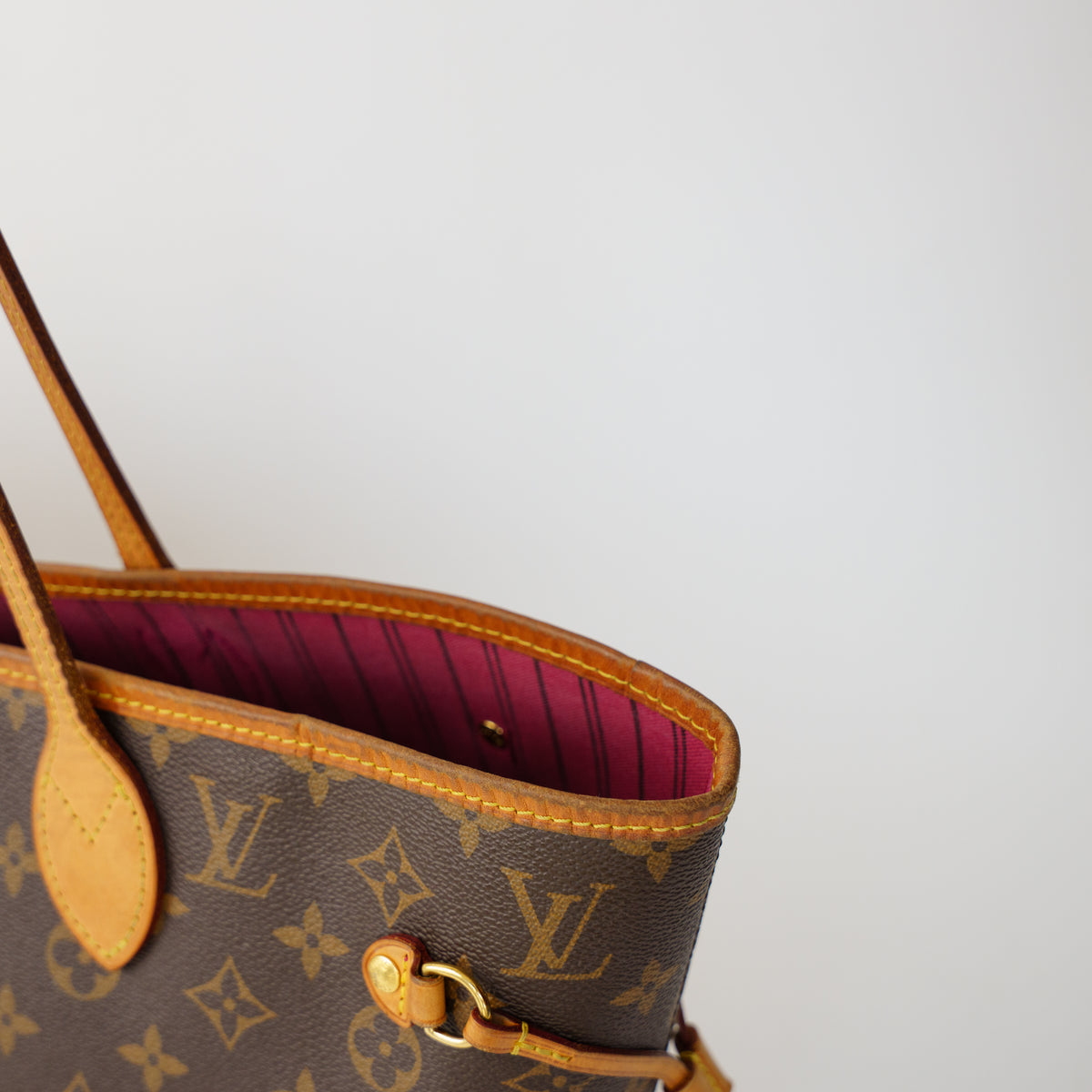 Louis Vuitton Neverfull MM in Monogram with Fuchsia Interior 061026A11