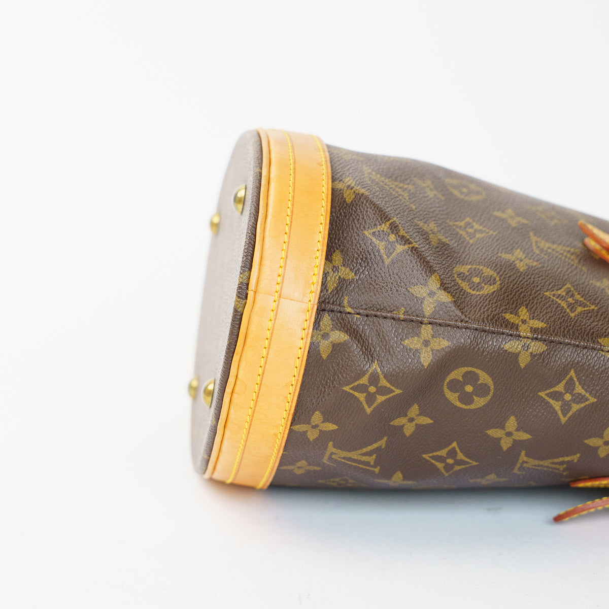 Louis Vuitton 2001 Petit Marais Bucket Bag in Monogram 061026A15