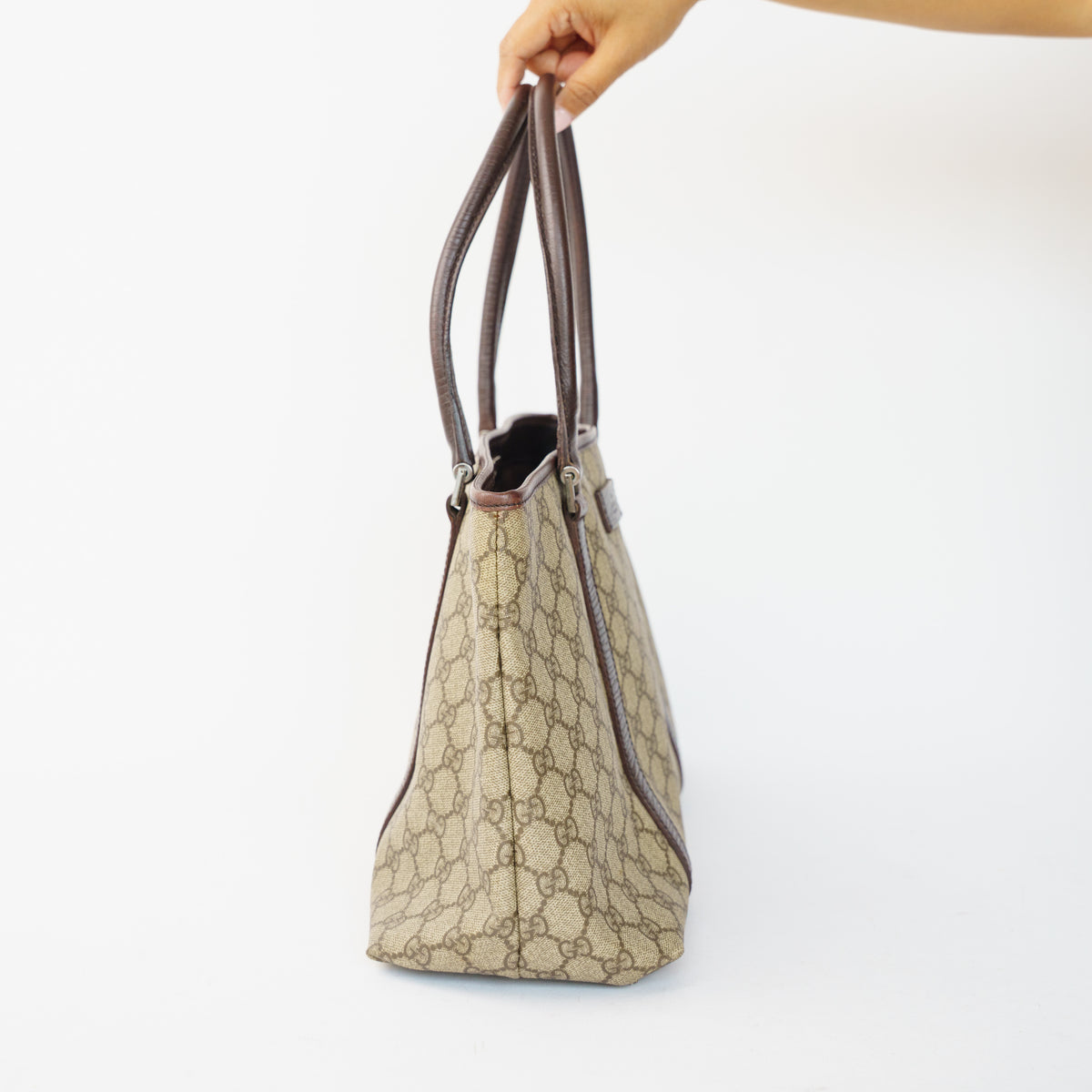 Gucci GG Supreme Shoulder Tote Bag 061026A16