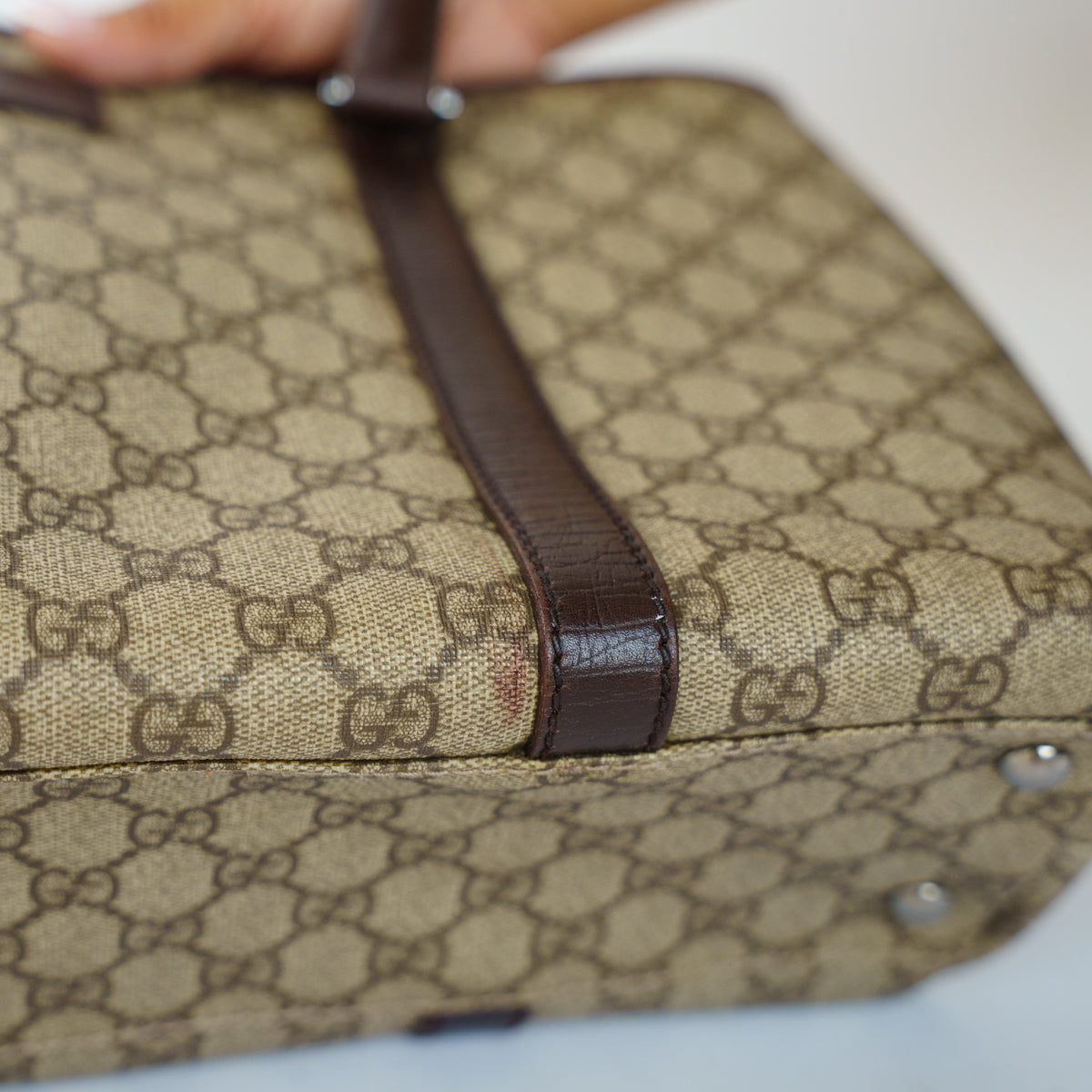 Gucci GG Supreme Shoulder Tote Bag 061026A16