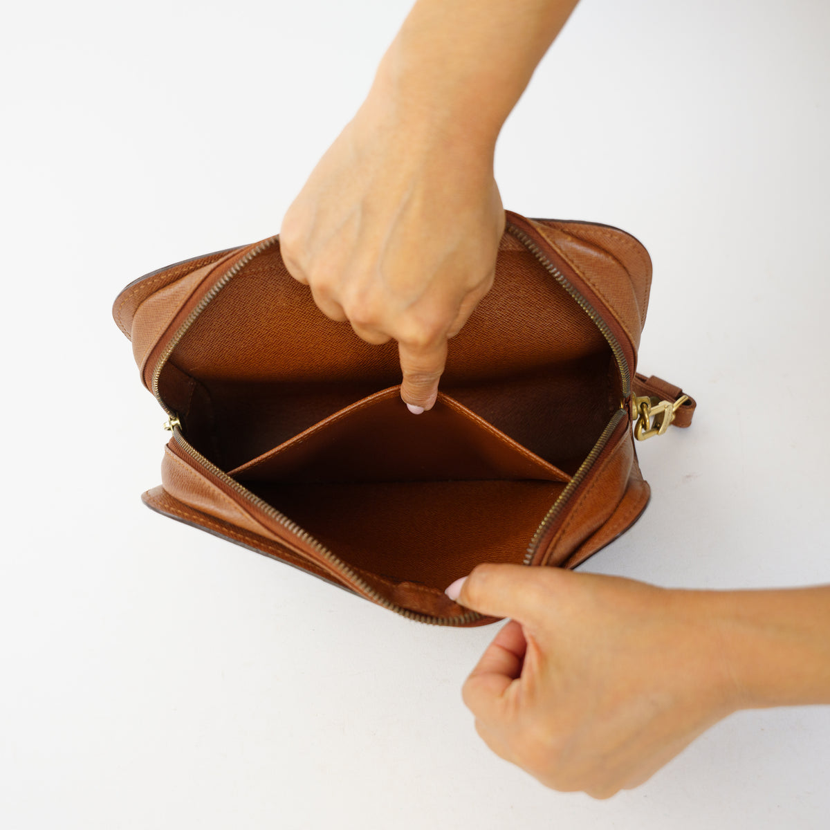 Louis Vuitton 2003 Orsay in Monogram Canvas 061026A19