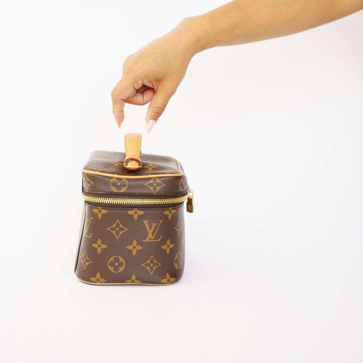 Louis Vuitton Nice Mini Monogram Canvas Cosmetic Makeup Bag 061026A20