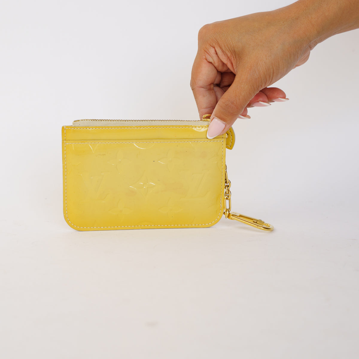 Louis Vuitton Monogram Vernis Pochette Cles 061026A23