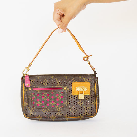 Louis Vuitton 2006 Perforated Pochette Accesoires 061026P17