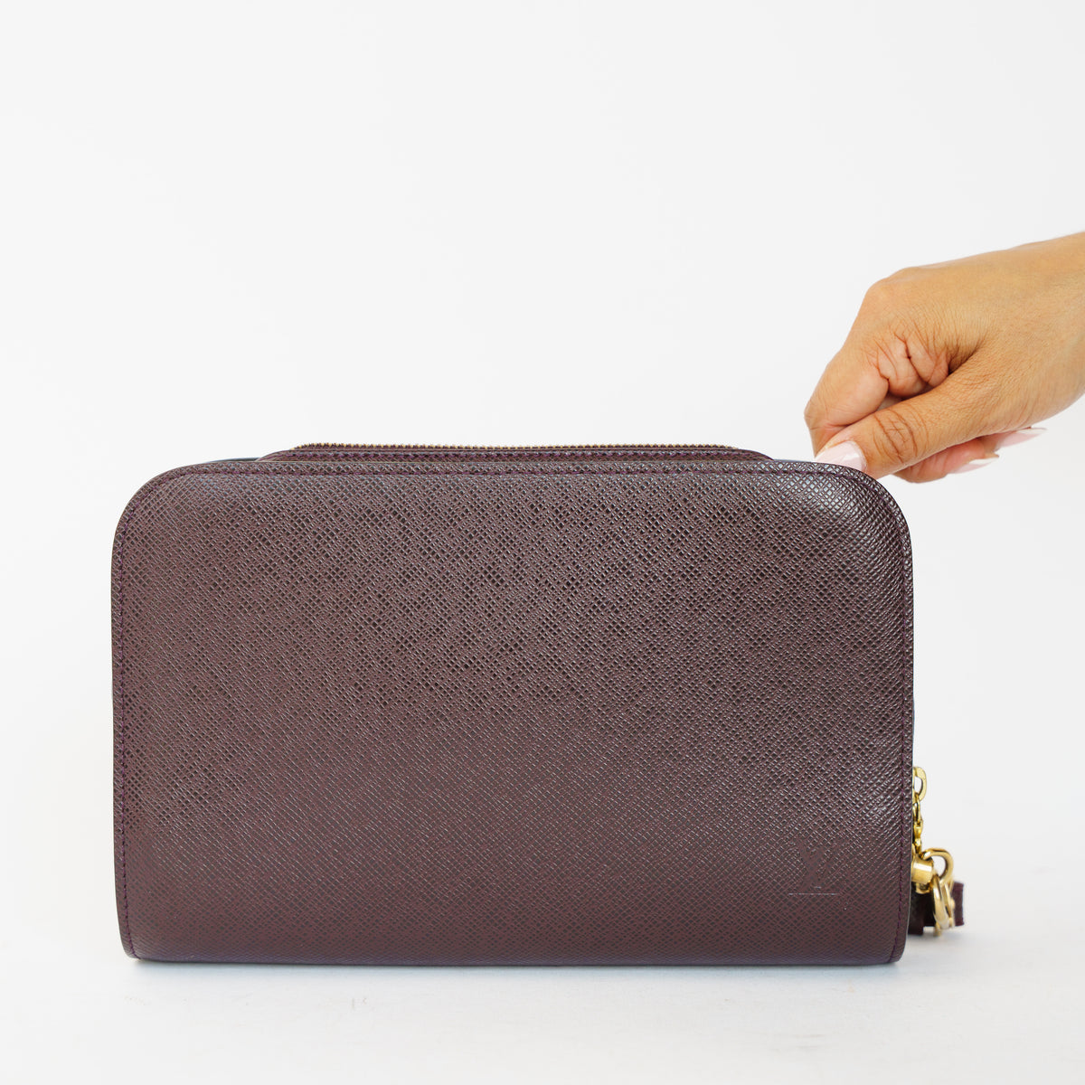 Louis Vuitton 1998 Orsay Clutch in Burgundy Taiga Leather 061026P12