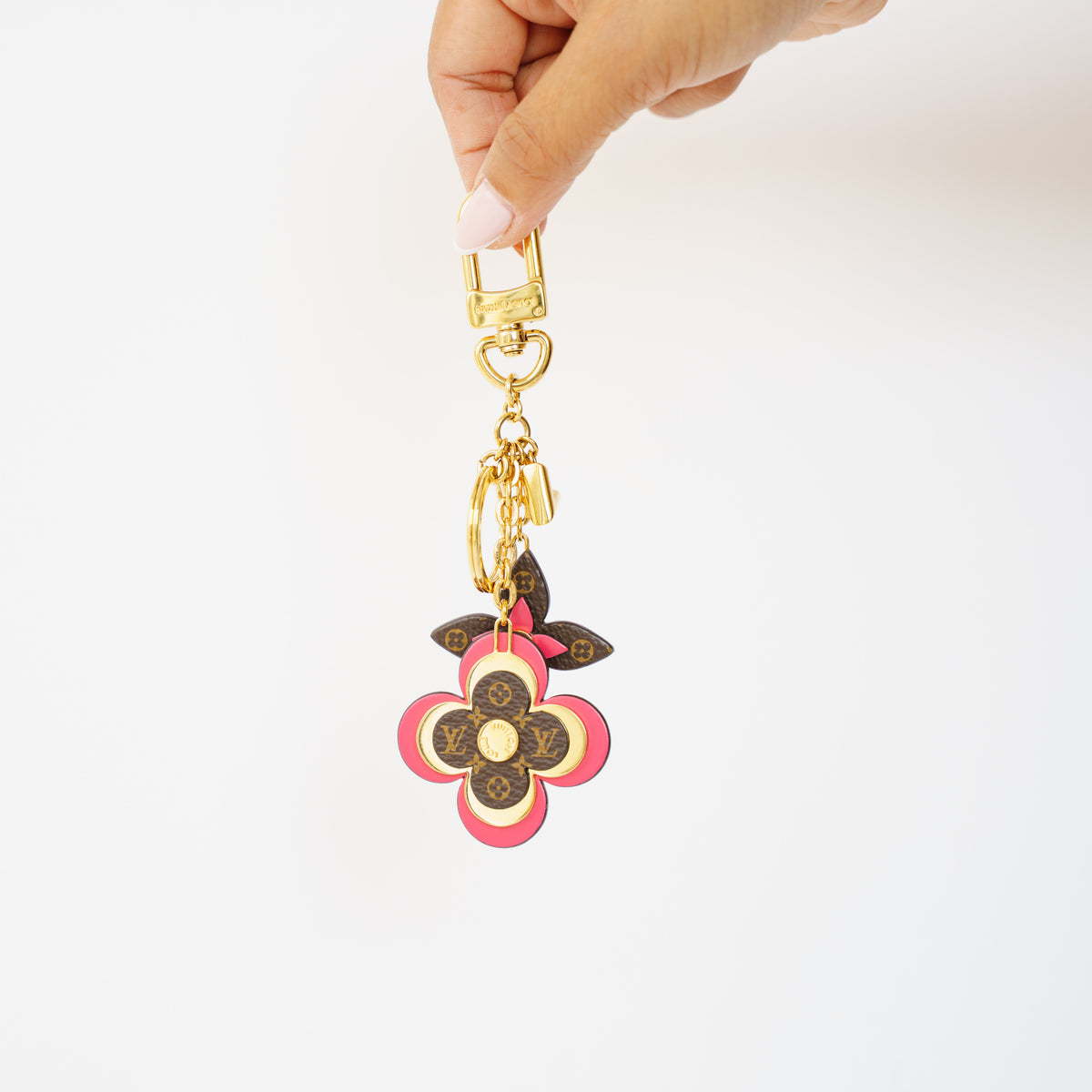 Louis Vuitton Blooming Flowers Bag Charm and Key Holder 061026P03