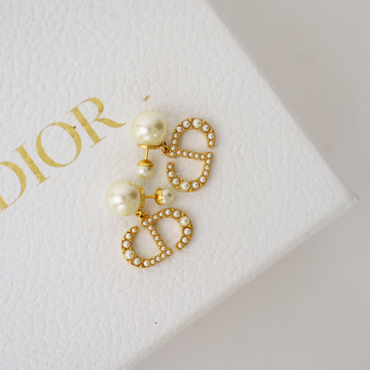 Dior Tribales Earrings Gold Metal with White Resin Pearls 061026P02
