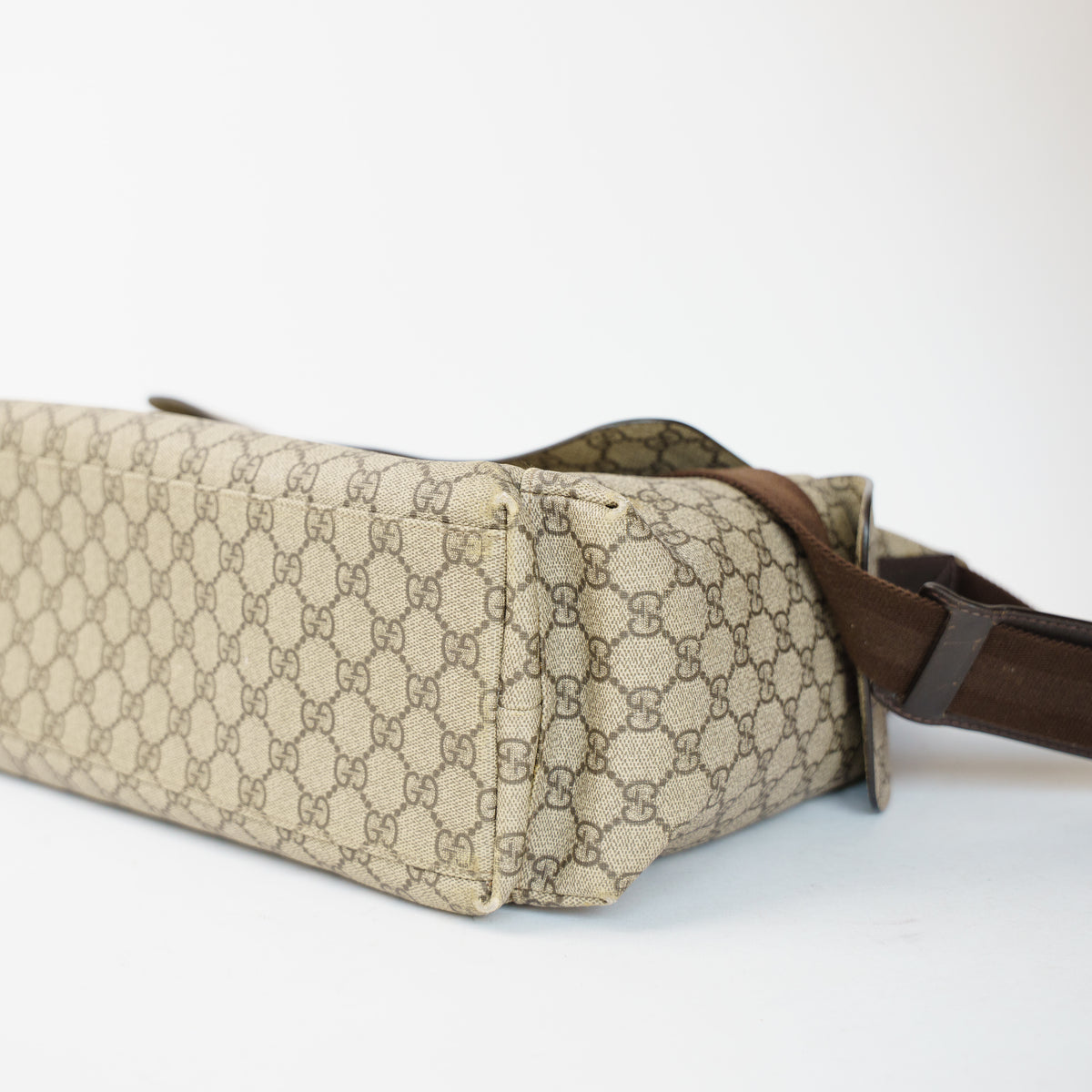 Gucci GG Supreme Large Changing Bag / Diaper Bag 061026A08