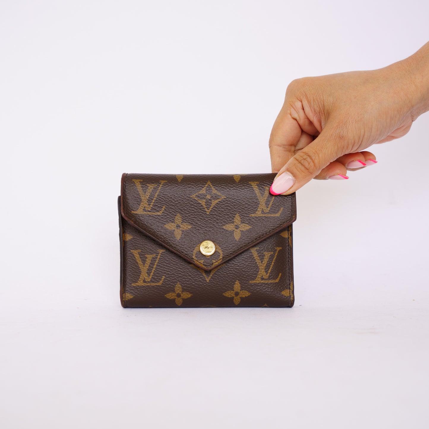 Louis Vuitton Victorine Wallet in Monogram 090426B20