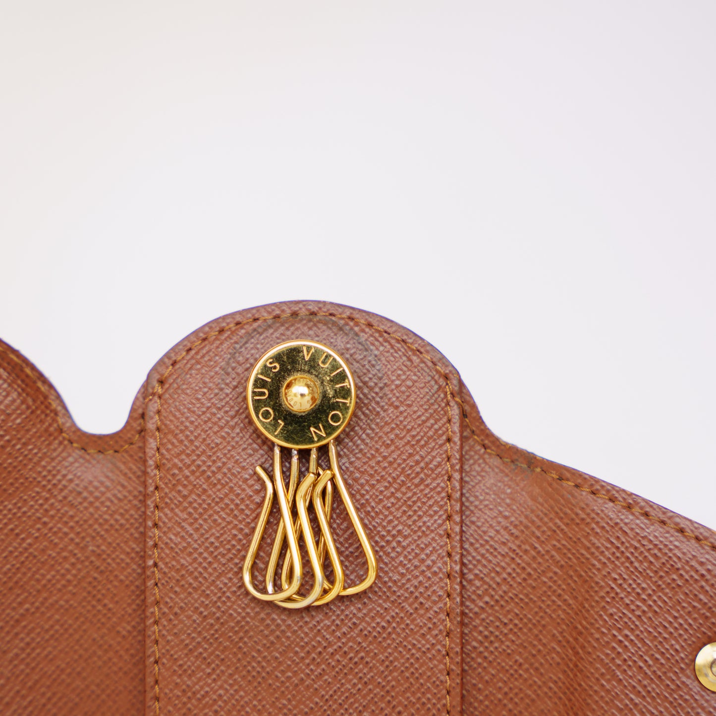 Louis Vuitton Key Holder in Mongram 090426B31