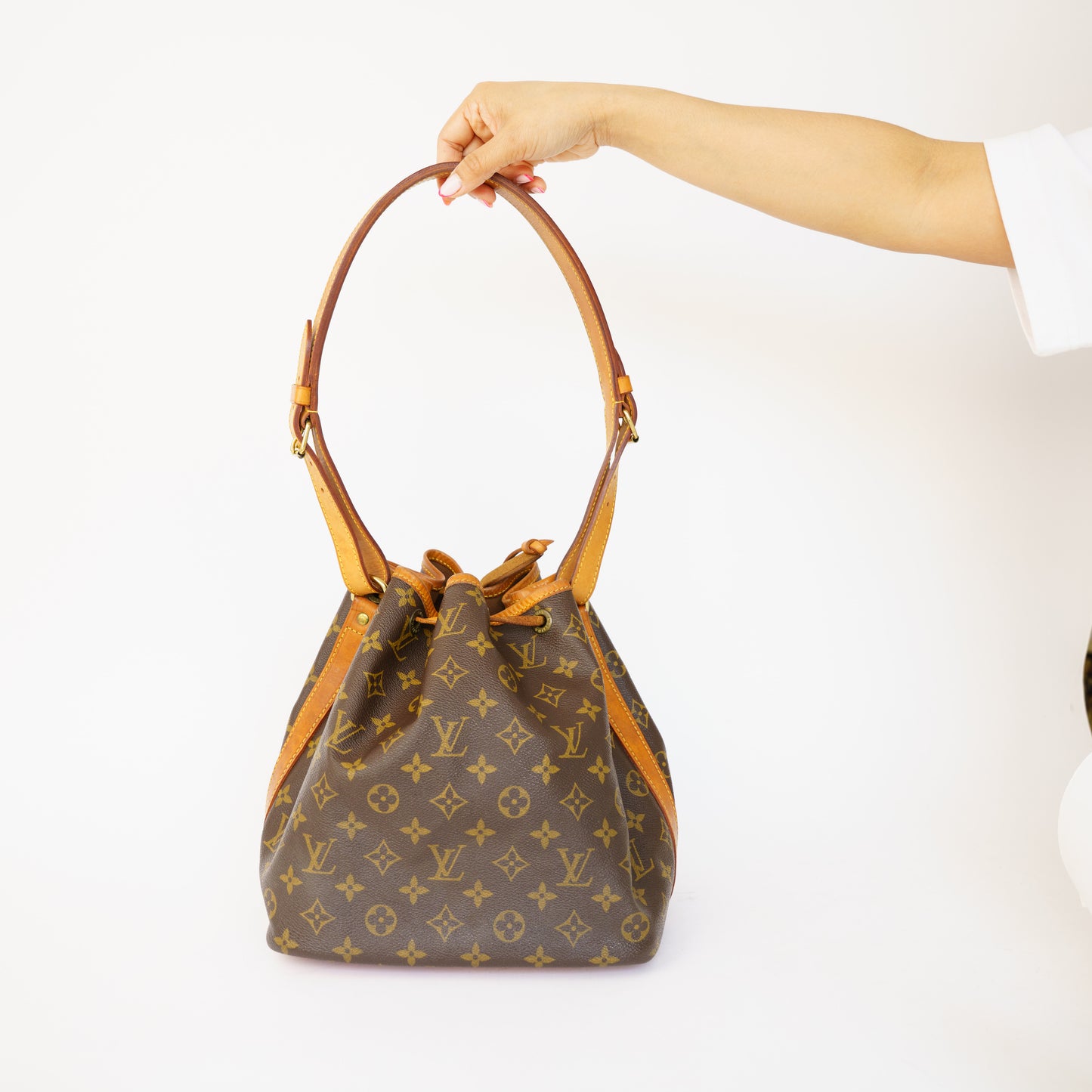 Louis Vuitton Noe in Monogram AR0918 090426B06