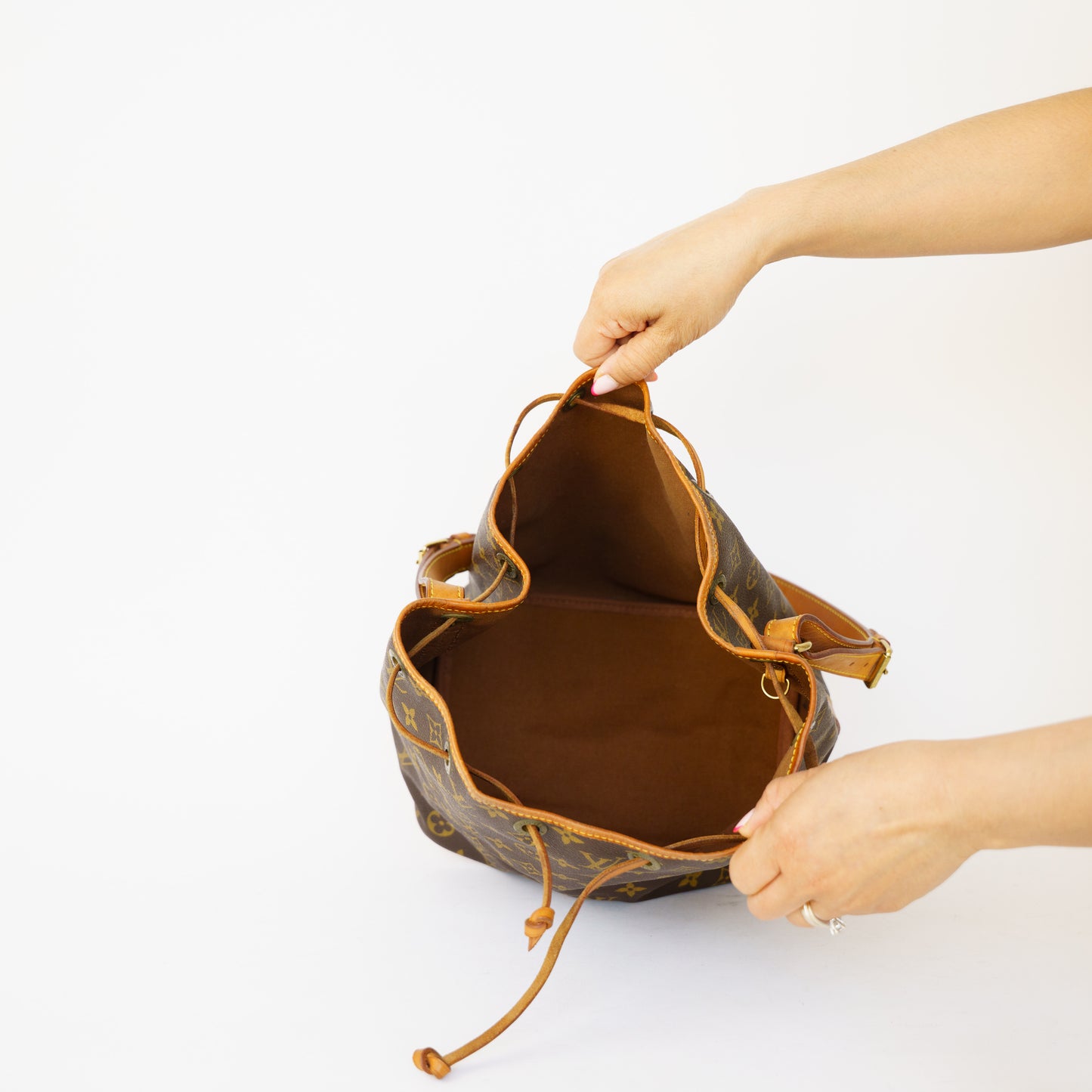 Louis Vuitton Noe in Monogram AR0918 090426B06