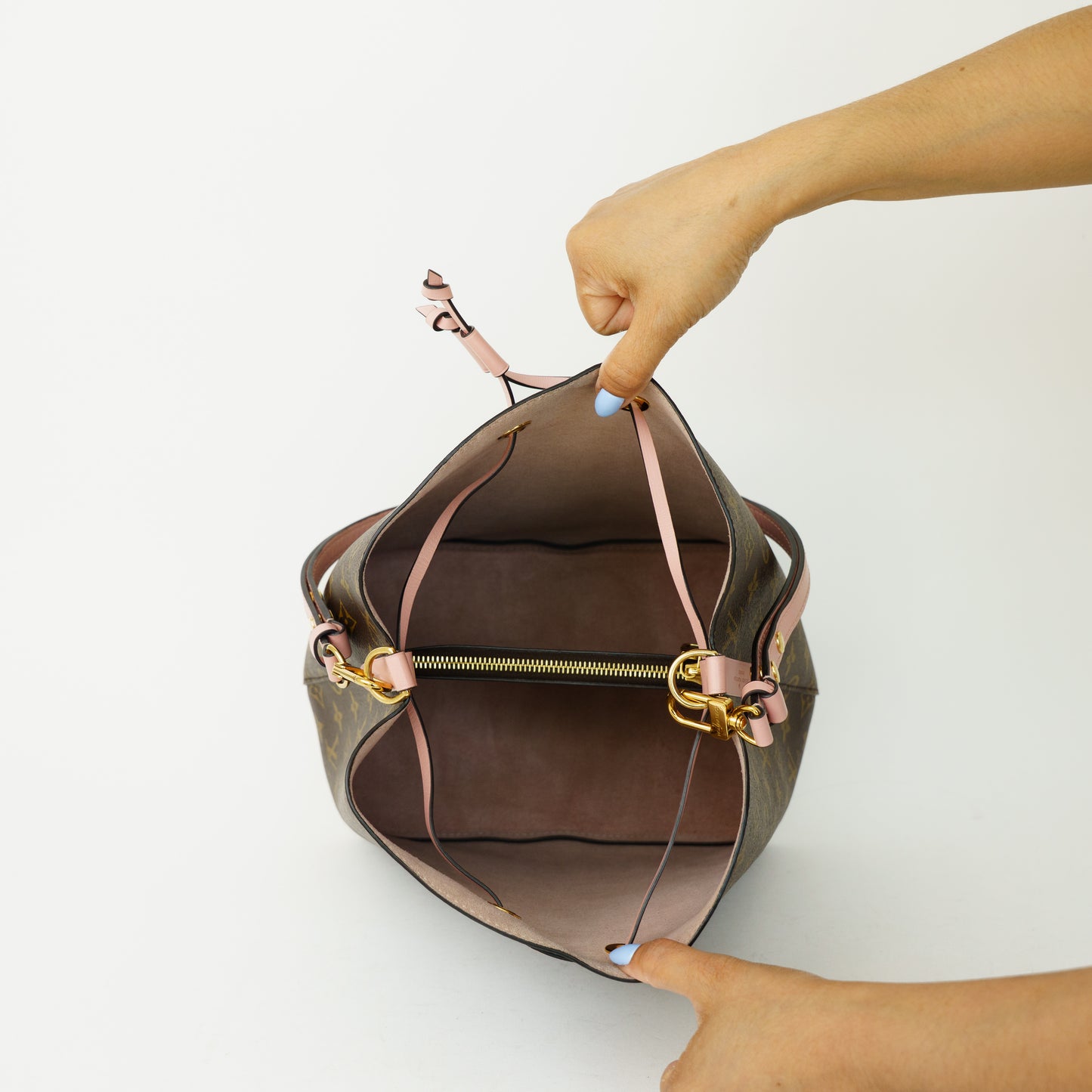 Louis Vuitton Neo Noe in Monogram in Rose Ballerine 090626S02