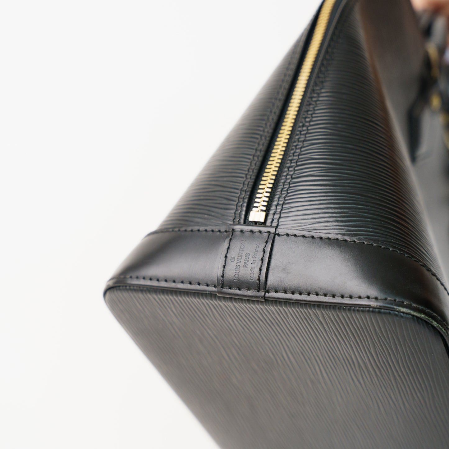 Louis Vuitton Alma PM in Black Epi FL1005 090626S06