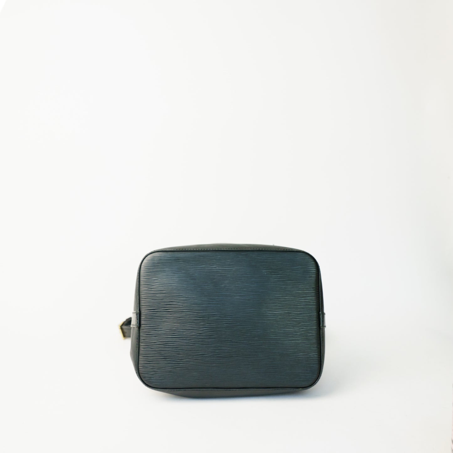 Louis Vuitton Noe PM Bucket Bag in Black Epi Leather AR0957 090626S07
