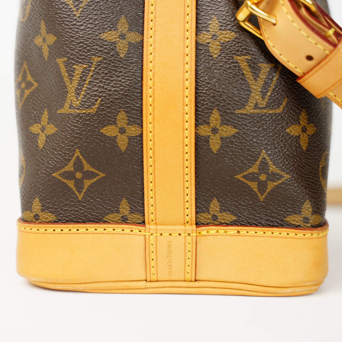 Louis Vuitton Noe BB Bucket Bag Monogram 090626G02