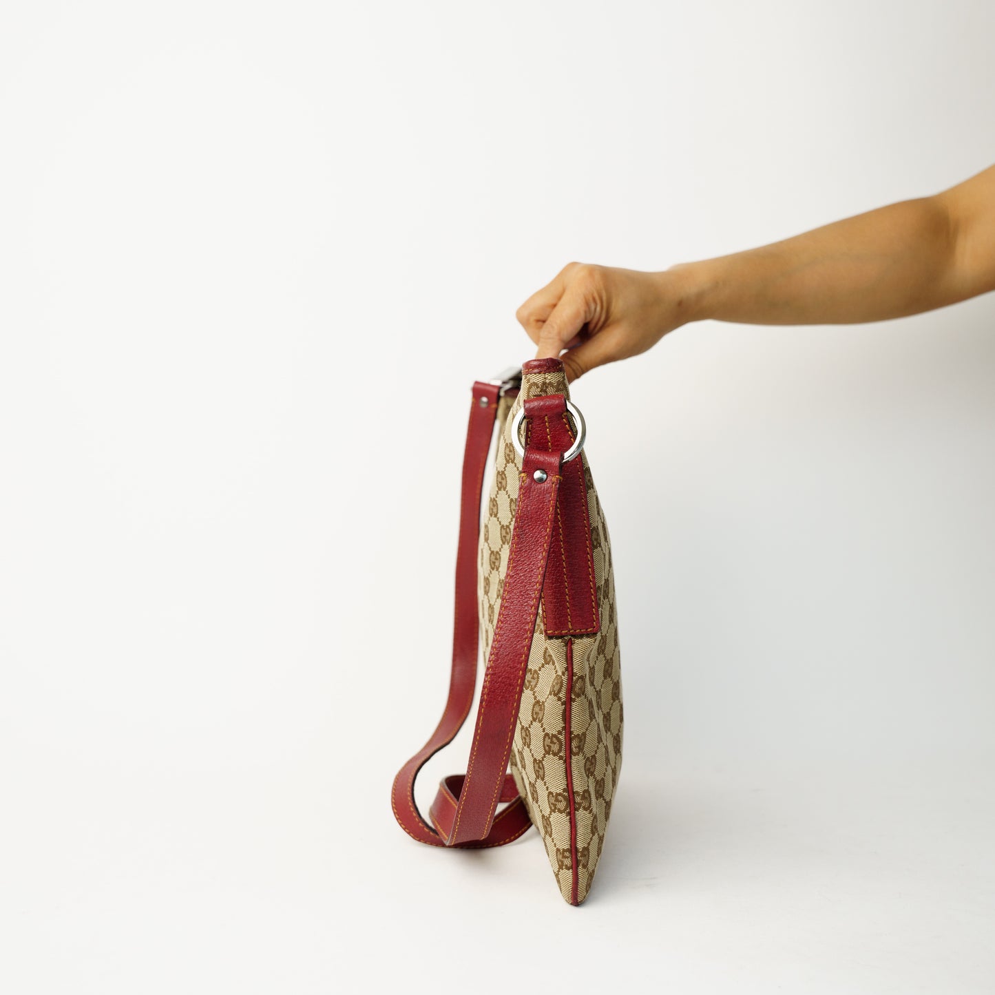Gucci GG Supreme Messenger Bag 090626S20