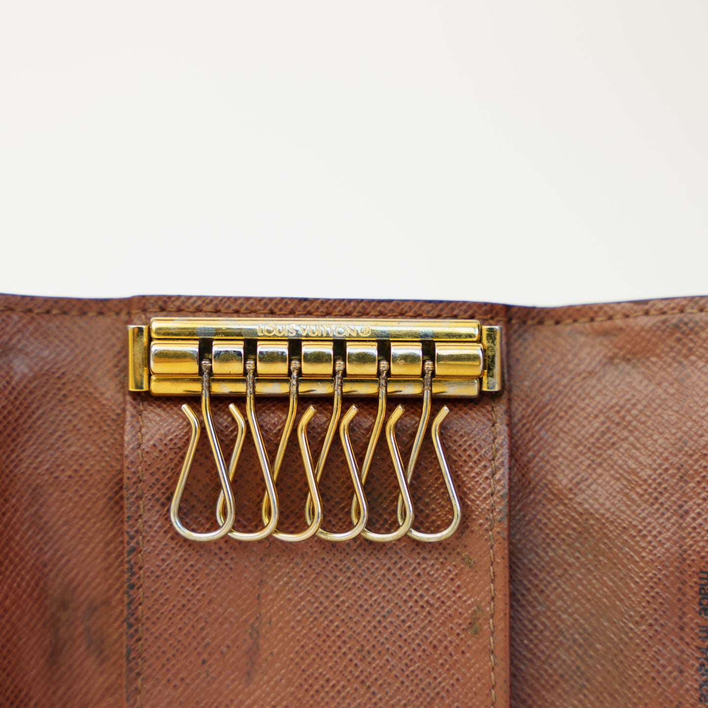 Louis Vuitton 6 Key Holder Monogram 090626A14