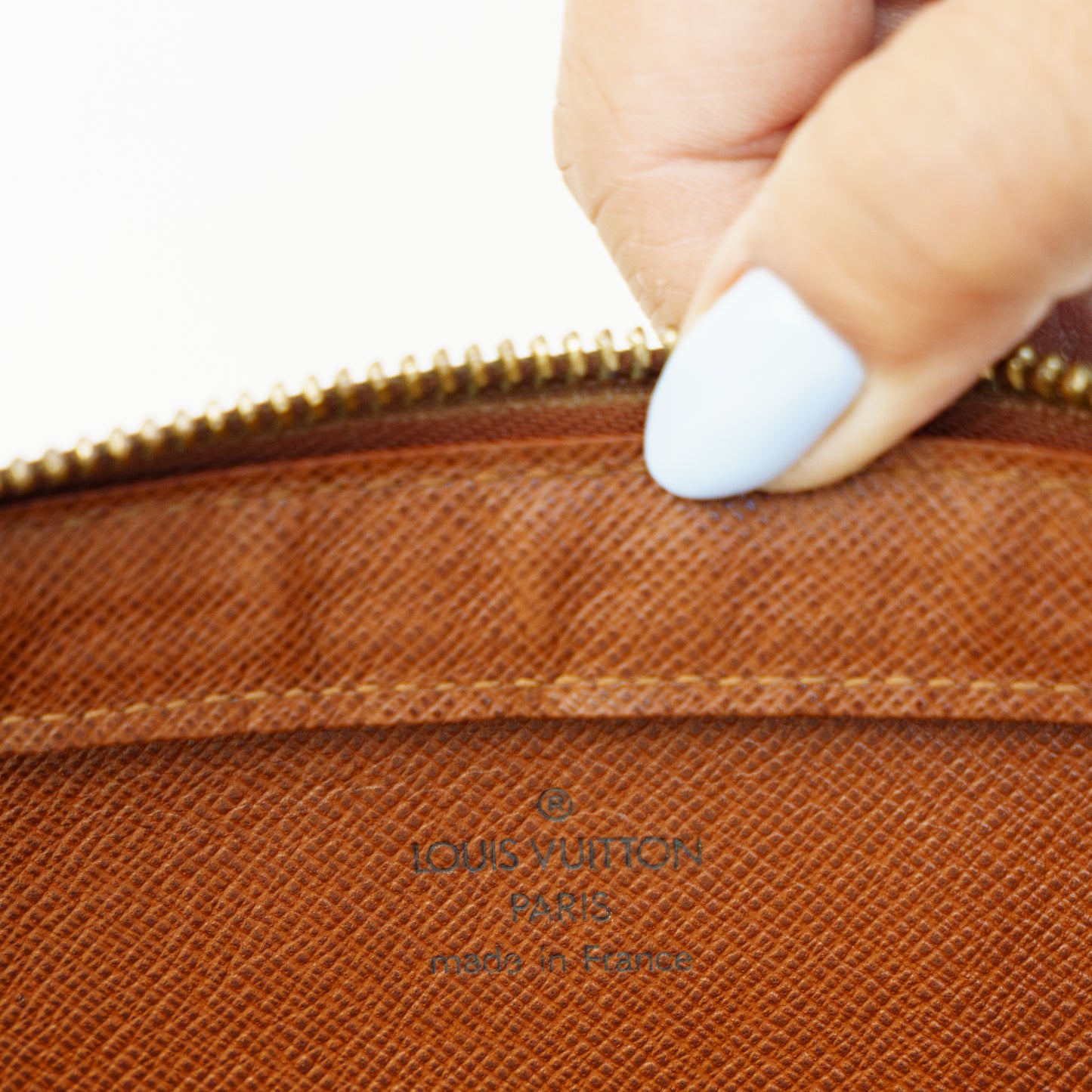Louis Vuitton Orsay Clutch Monogram 090626A10
