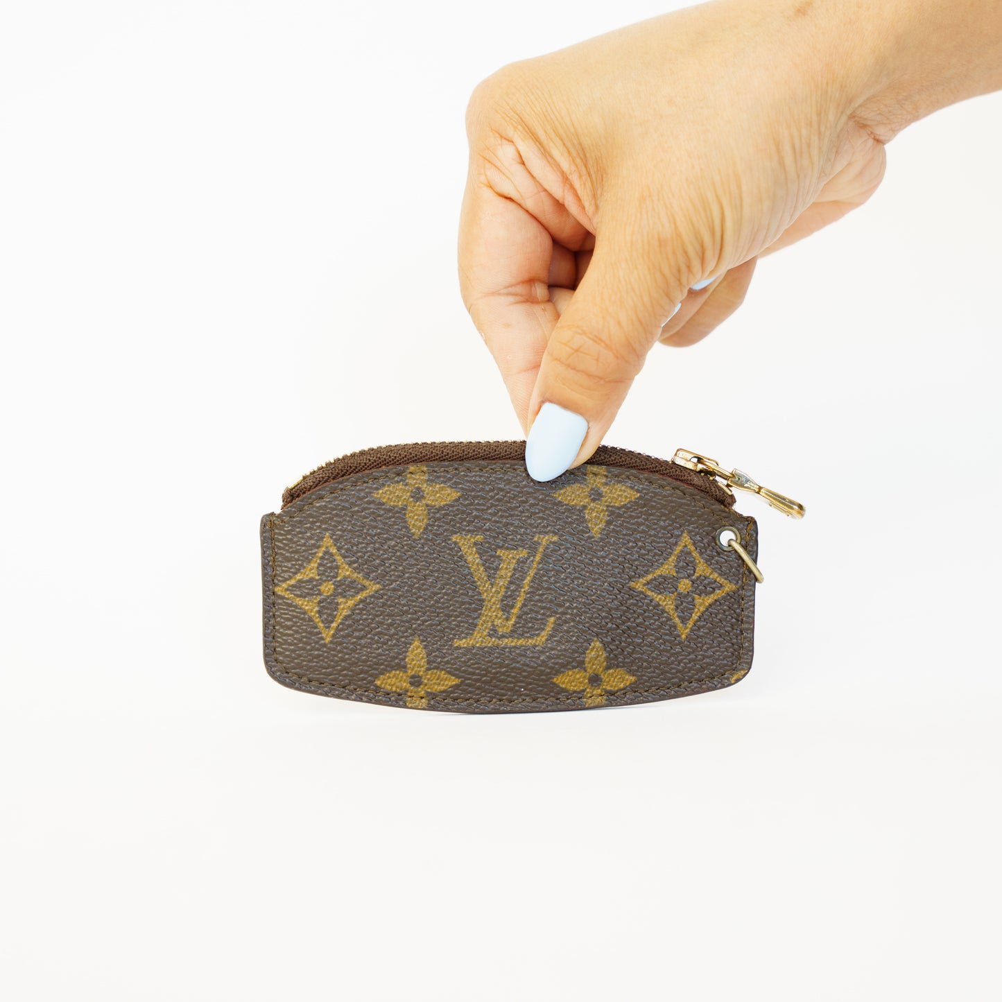 Louis Vuitton Cles Key Holder Monogram 090626T08