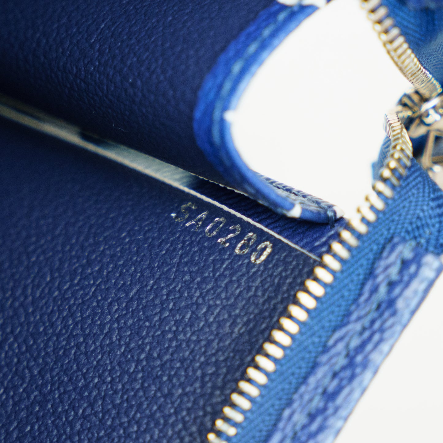 Louis Vuitton Toiletry Pouch 26 in Blue Escale 090626T15
