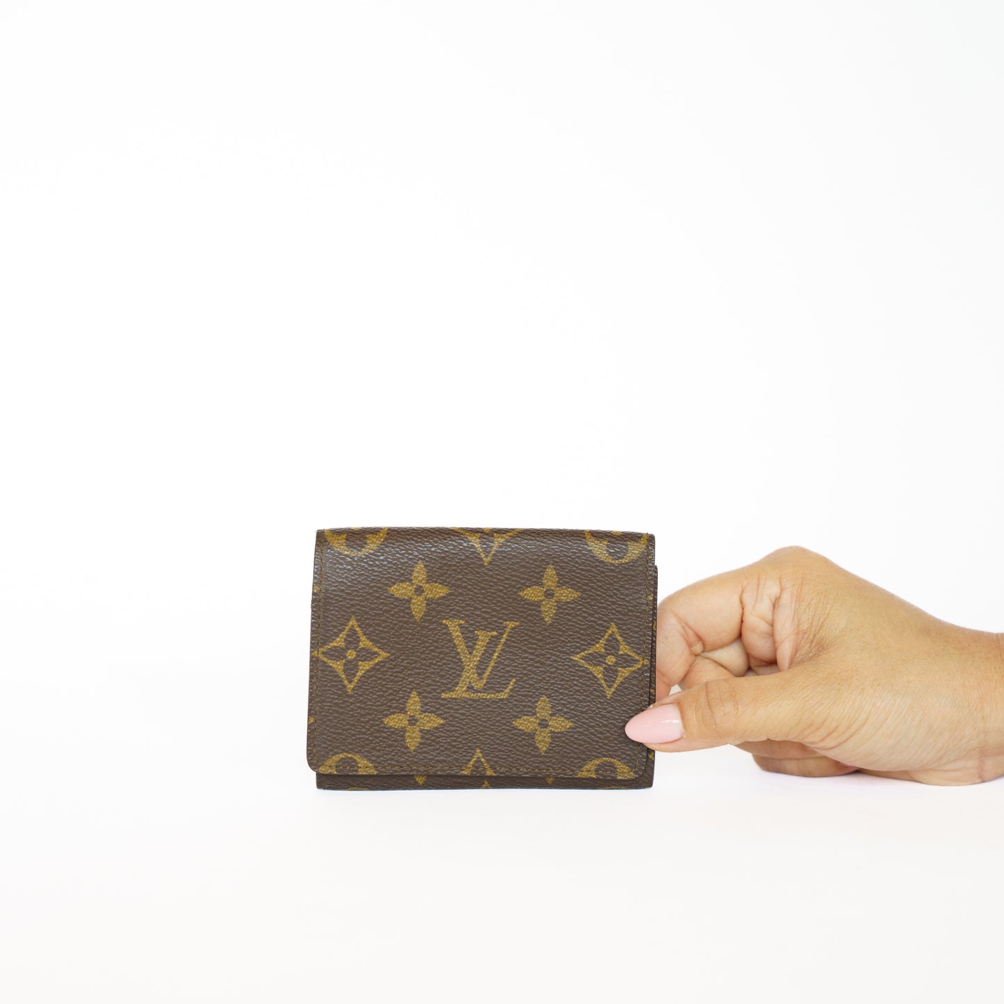 Louis Vuitton Business Card Holder in Monogram 111225B25