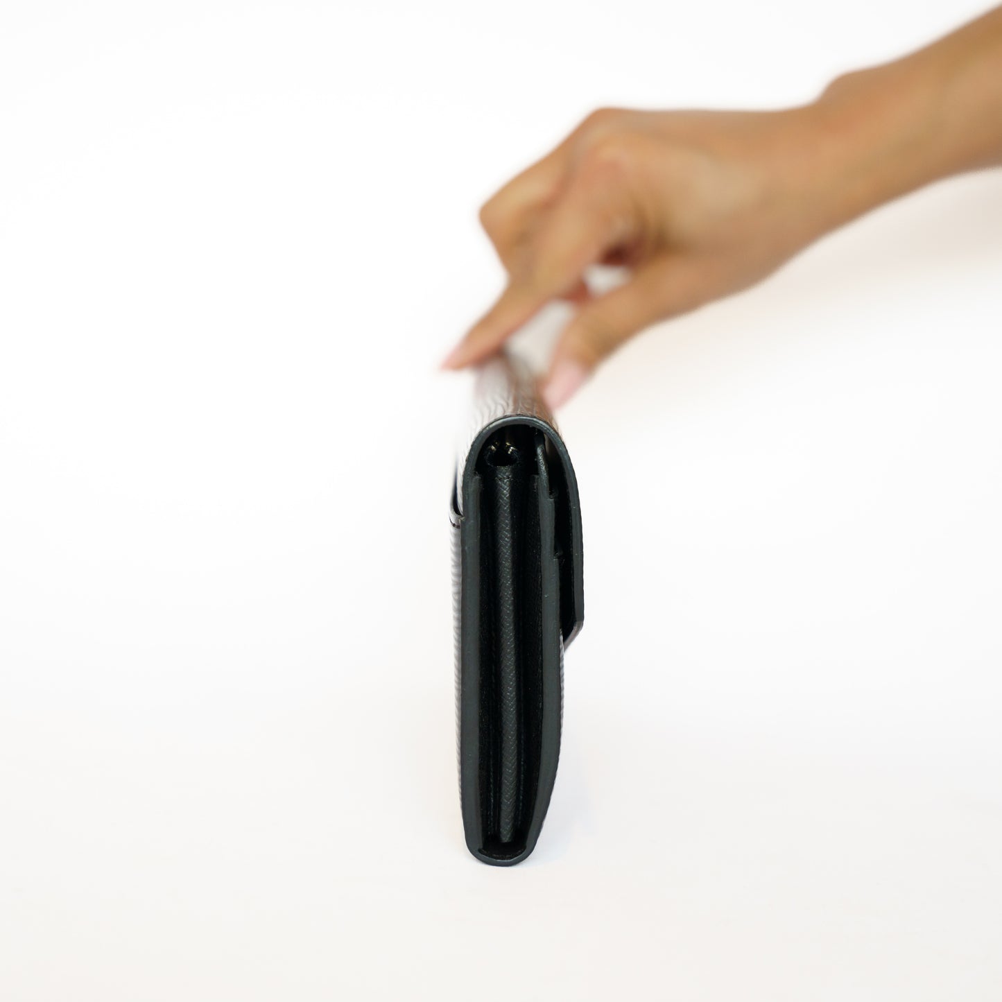 Louis Vuitton Sarah Wallet in Black Epi Leather 111225B39