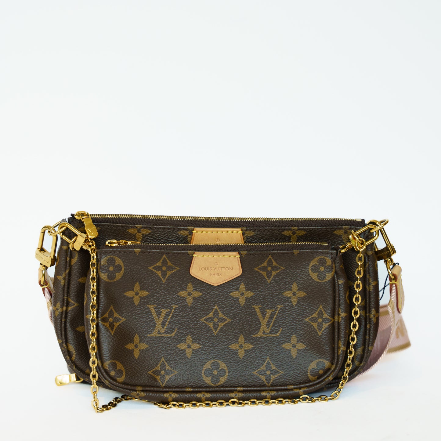 Louis Vuitton Multi Pochette Accessoires Bag in Monogram Canvas in Rosa Chiaro Interior 101225B03