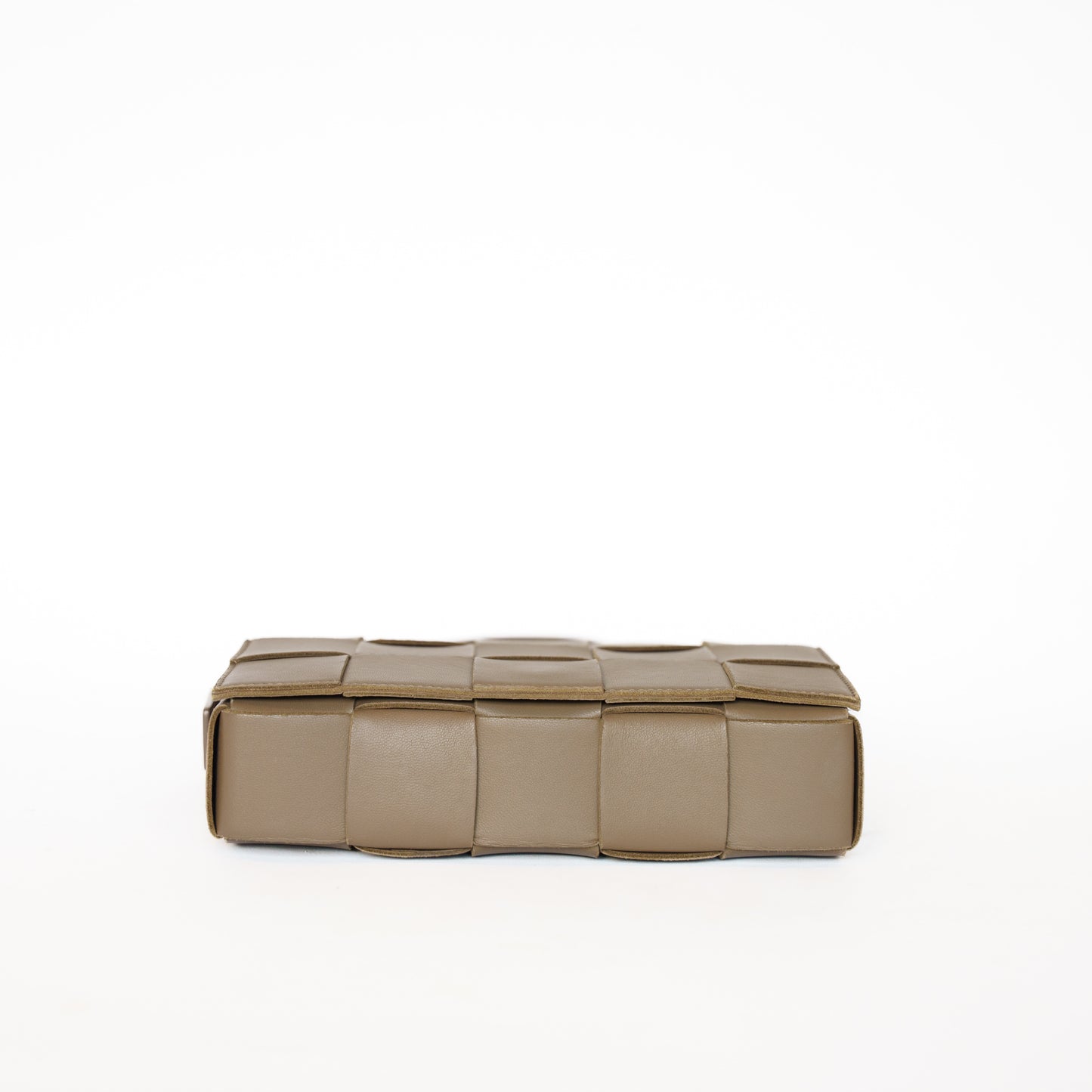 Bottega Veneta Casette Leather Crossbody in Taupe Colour 111225B09