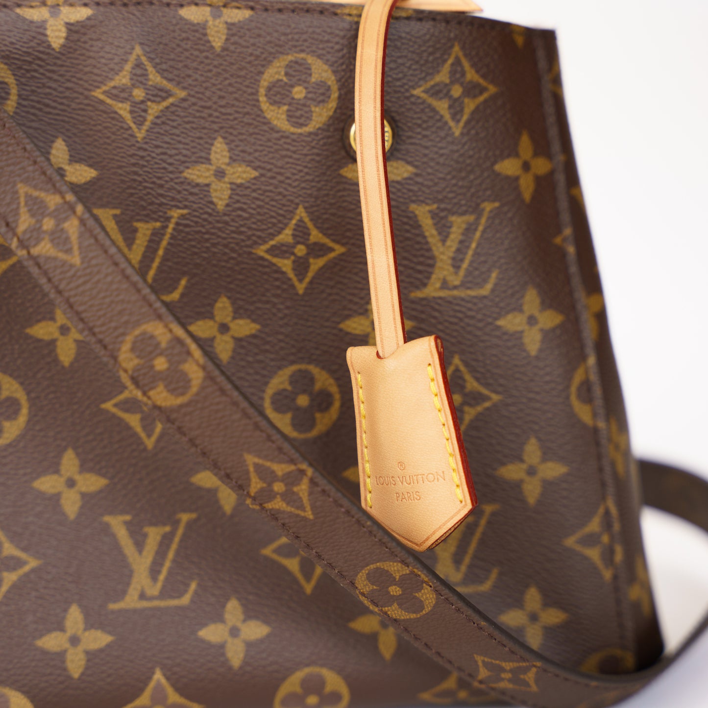Louis Vuitton Montaigne BB in Monogram Canvas CA2139