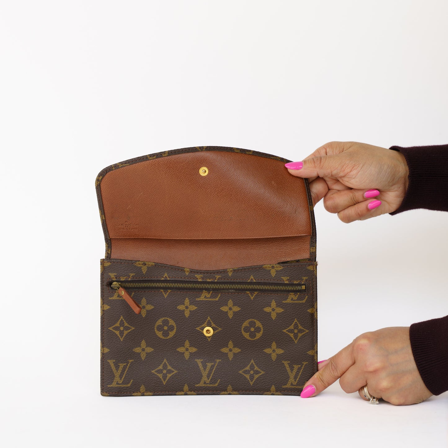 Louis Vuitton Rabat 20 Clutch Monogram 120226B31