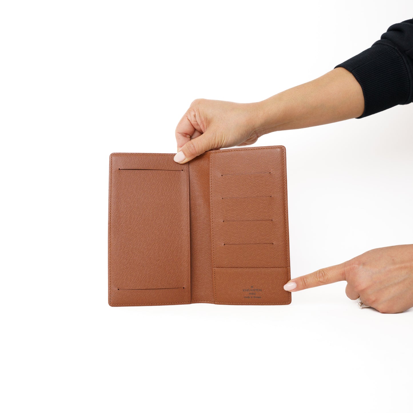 Louis Vuitton Passport Holder Bifold Long Wallet in Monogram 160126B27