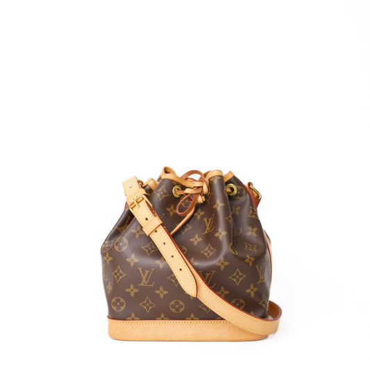 Louis Vuitton Noe BB Bucket Bag Monogram 160126B10