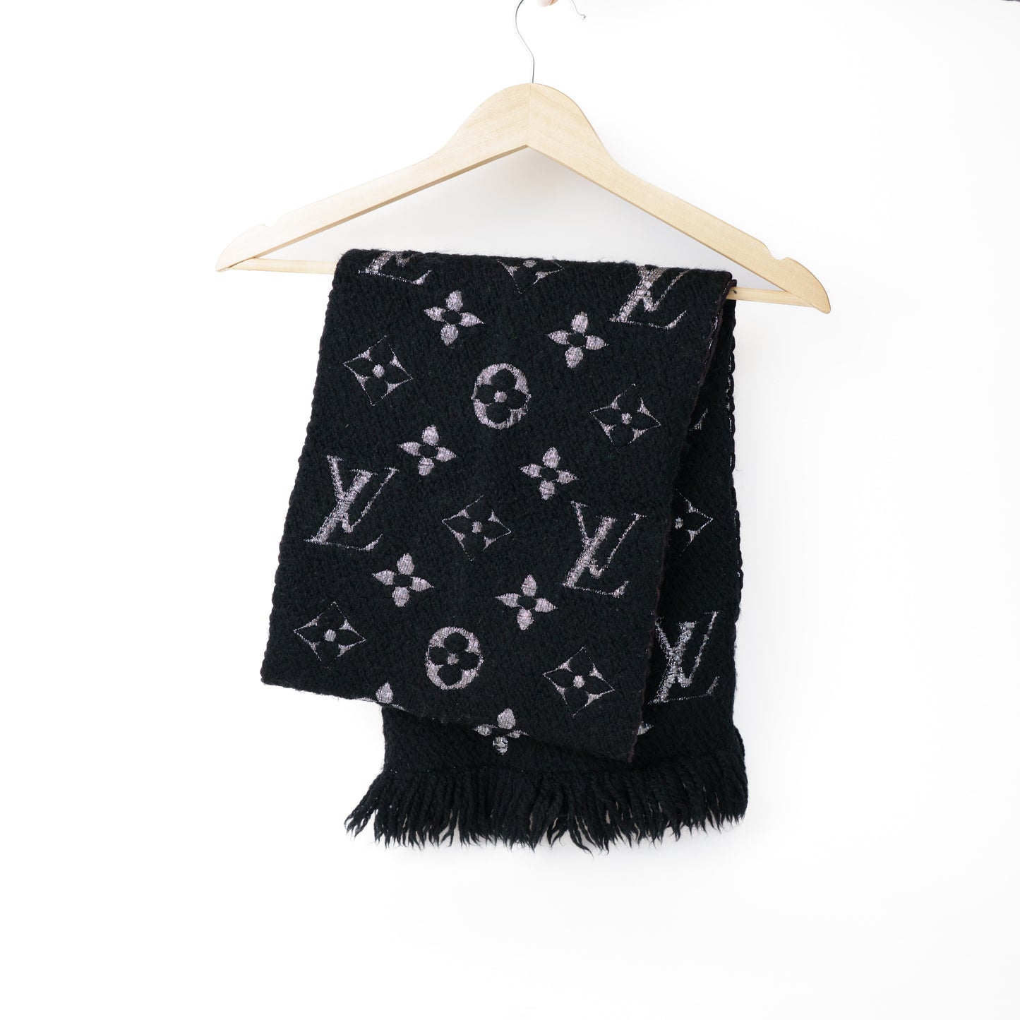 Louis Vuitton Logomania Black Scarf 160126B03
