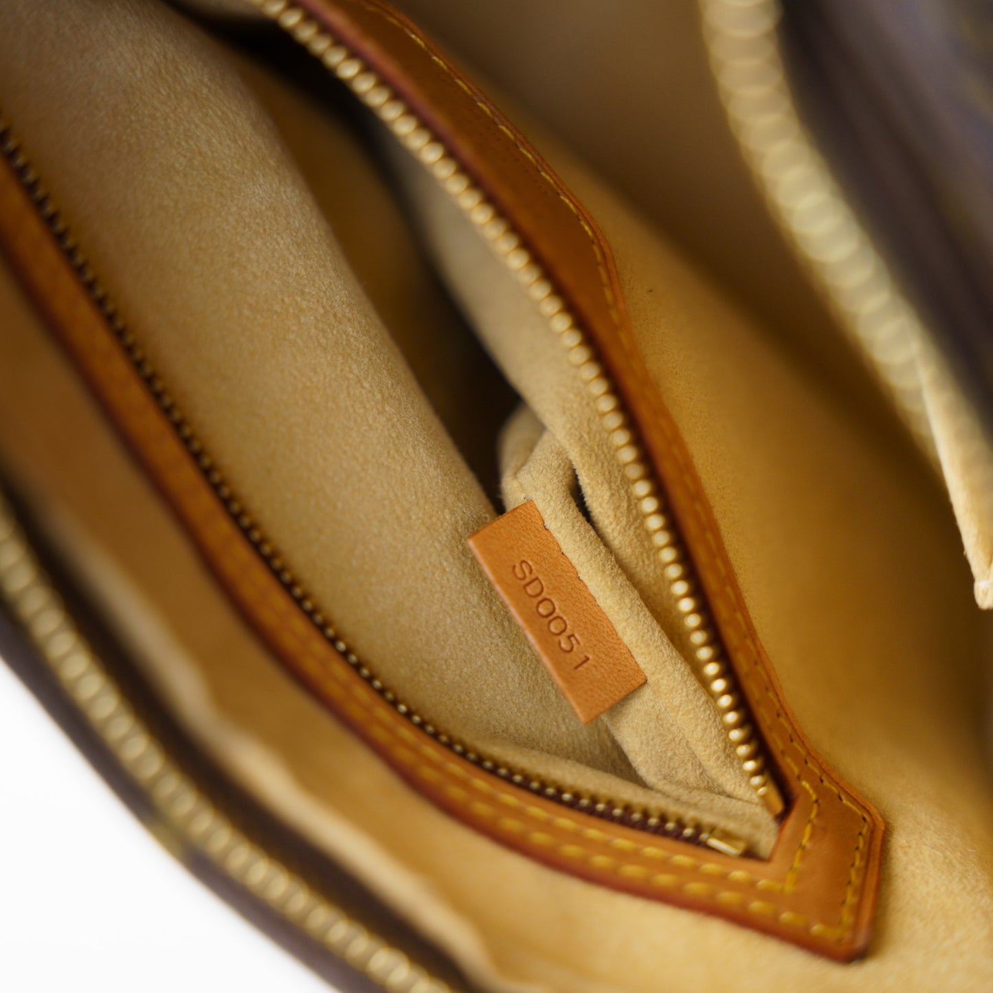 Louis Vuitton Looping MM Monogram SD0051 160326J11