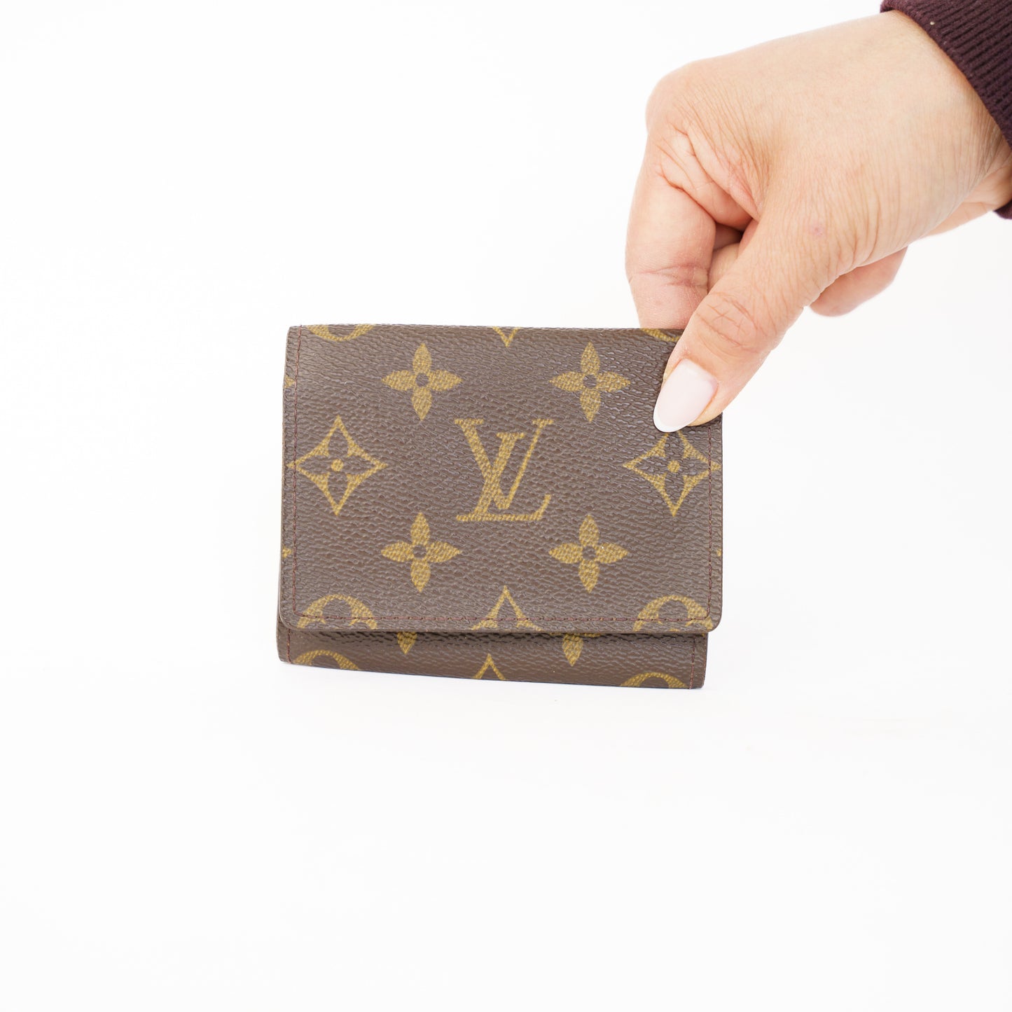 Louis Vuitton Business Card Holder in Monogram 160326J16