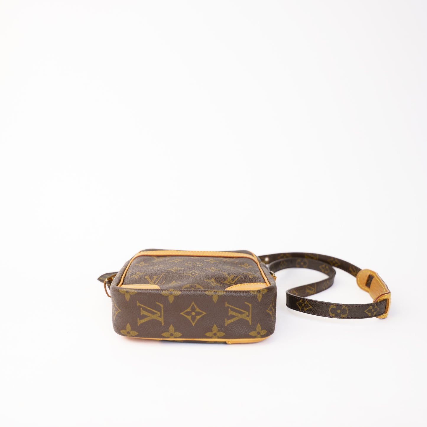 Louis Vuitton Danube Pm Crossbody in Monogram 110336P15
