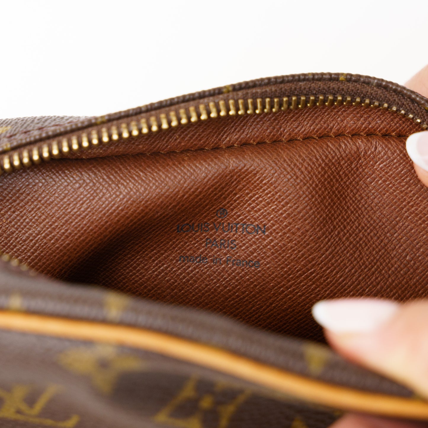 Louis Vuitton Danube Pm Crossbody in Monogram 110336P15
