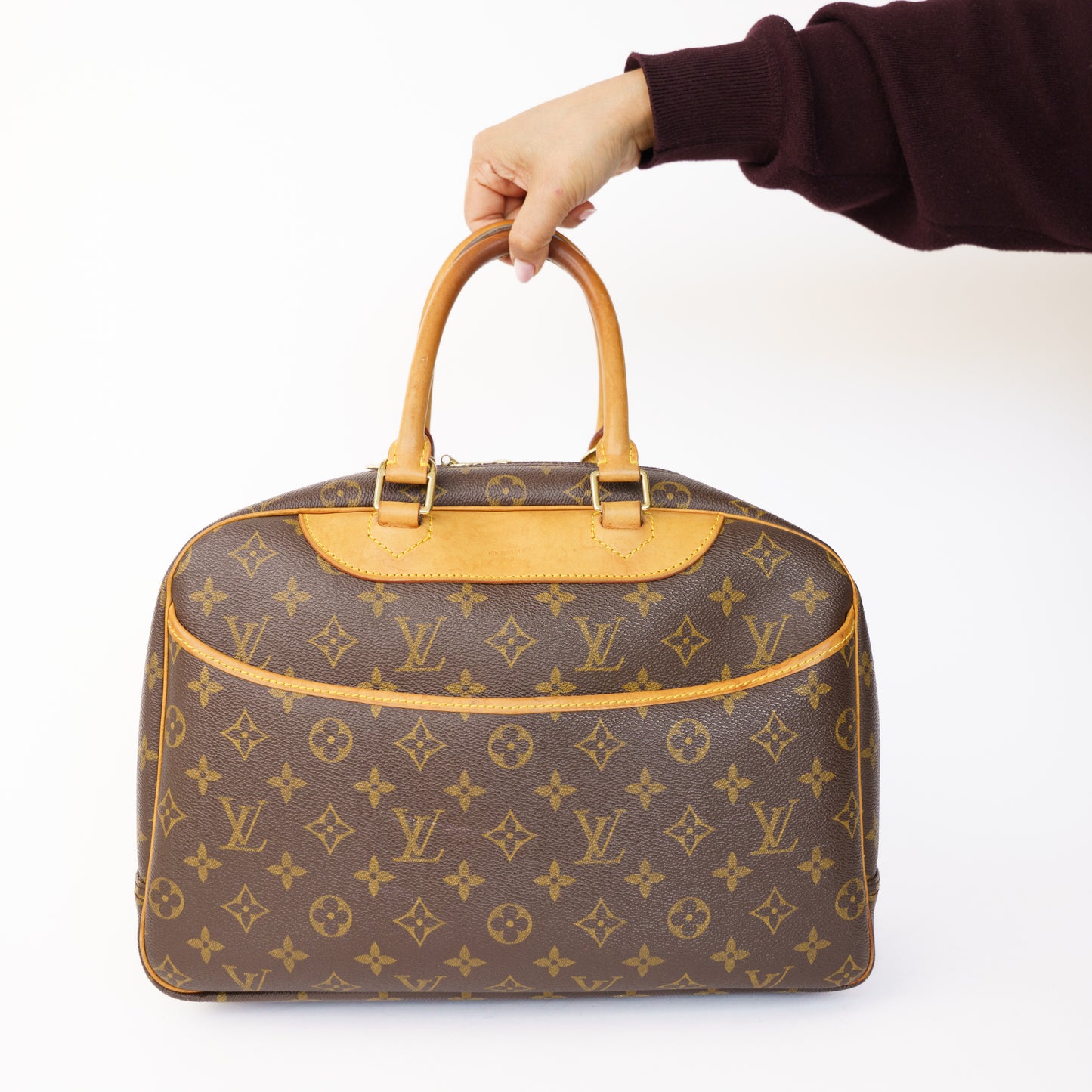 Louis Vuitton Deauville Monogram Bag 160326J07