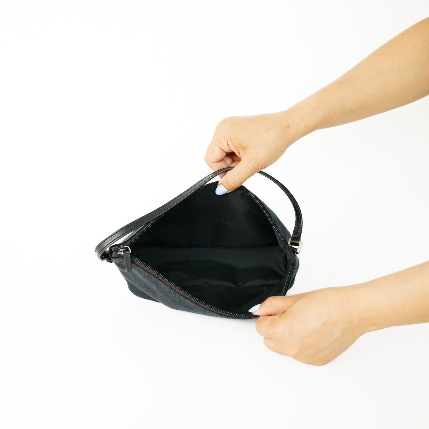 Gucci Canvas Black Boat Bag 160626S20