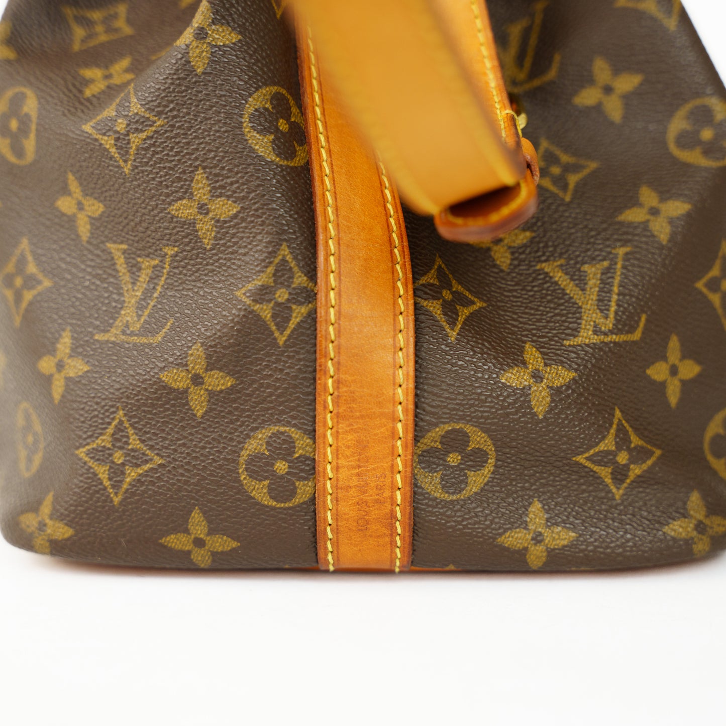 Louis Vuitton Noe PM Bucket Bag in Monogram 160626U04