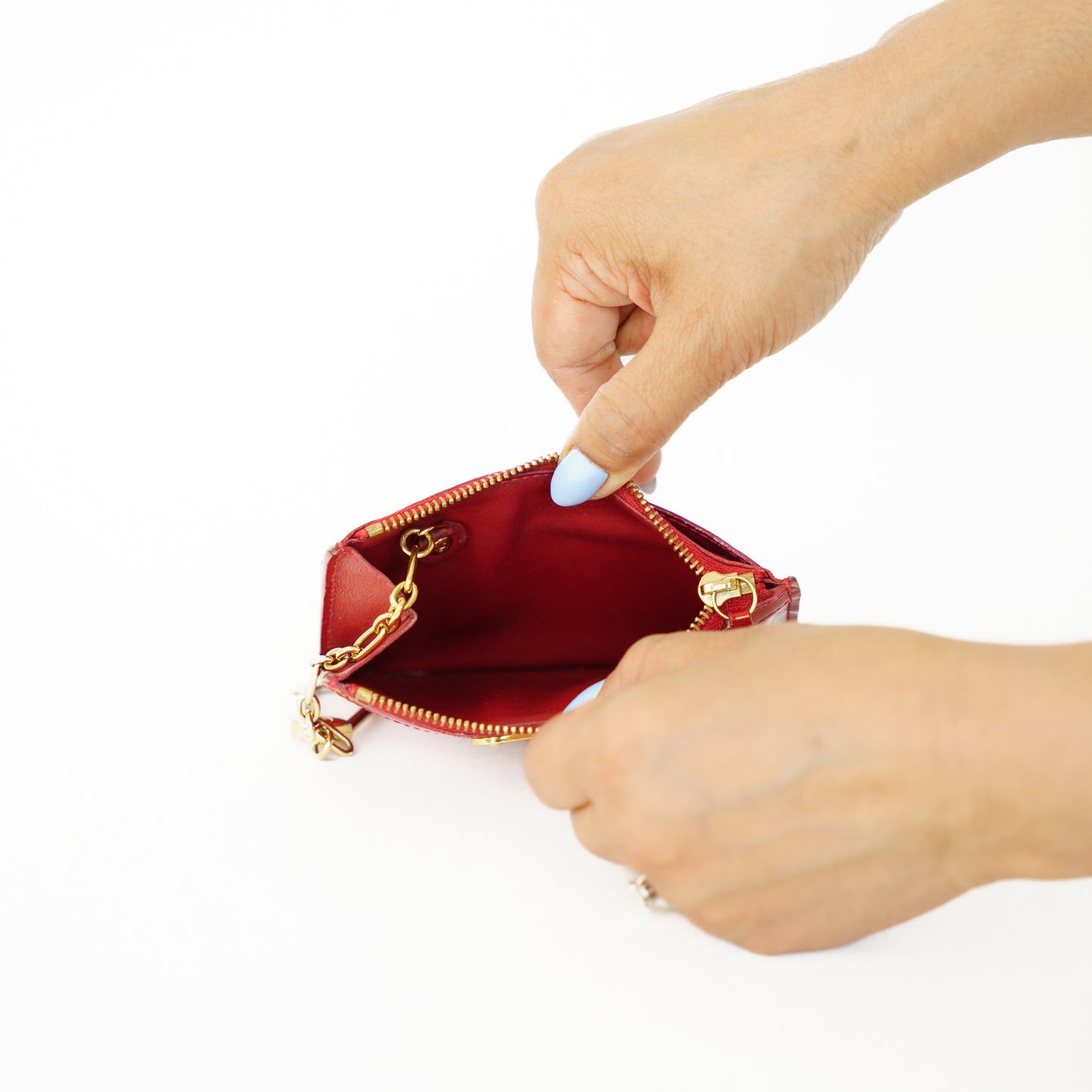 Louis Vuitton Key Pouch Cles in Red Vernis Leather 160626A17
