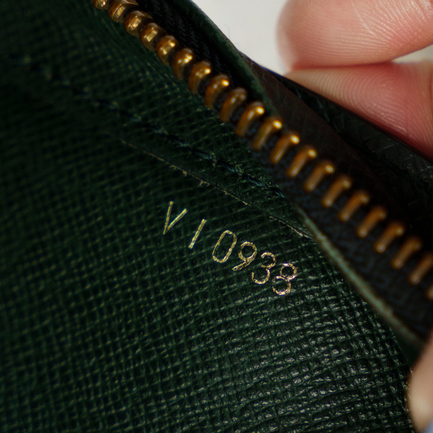 Louis Vuitton 1998 Orsay in Green Taiga Leather 160626A14
