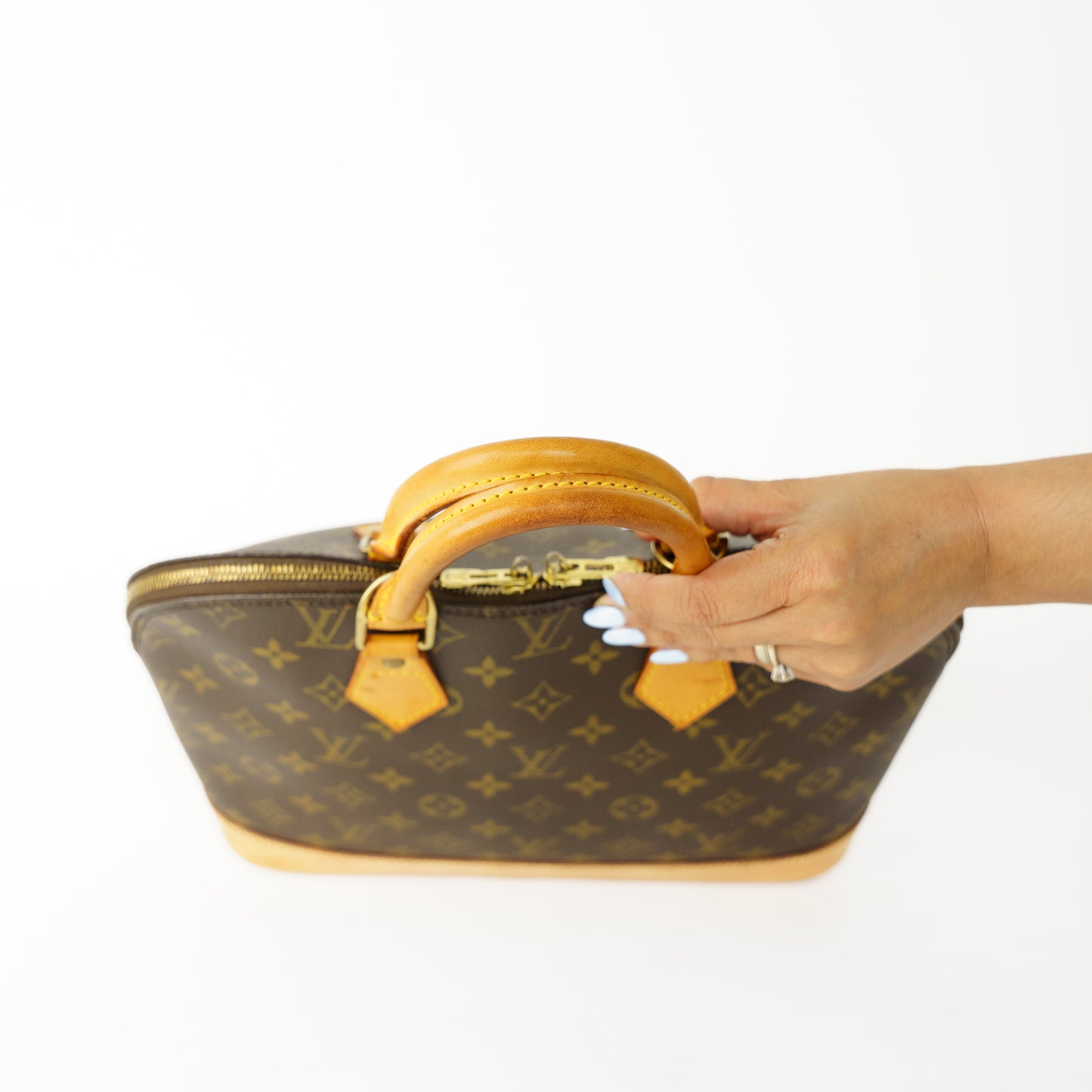 Louis Vuitton Alma PM in Monogram VI0967 160626S01