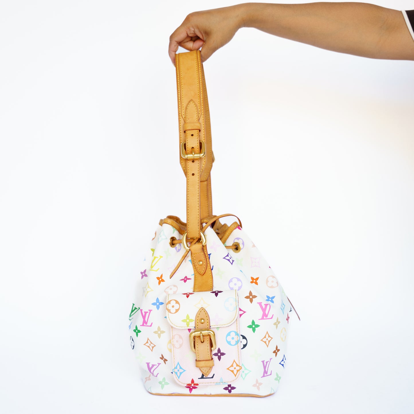 Louis Vuitton Noe Bucket Bag in Murukami White Multicolor 160726A02