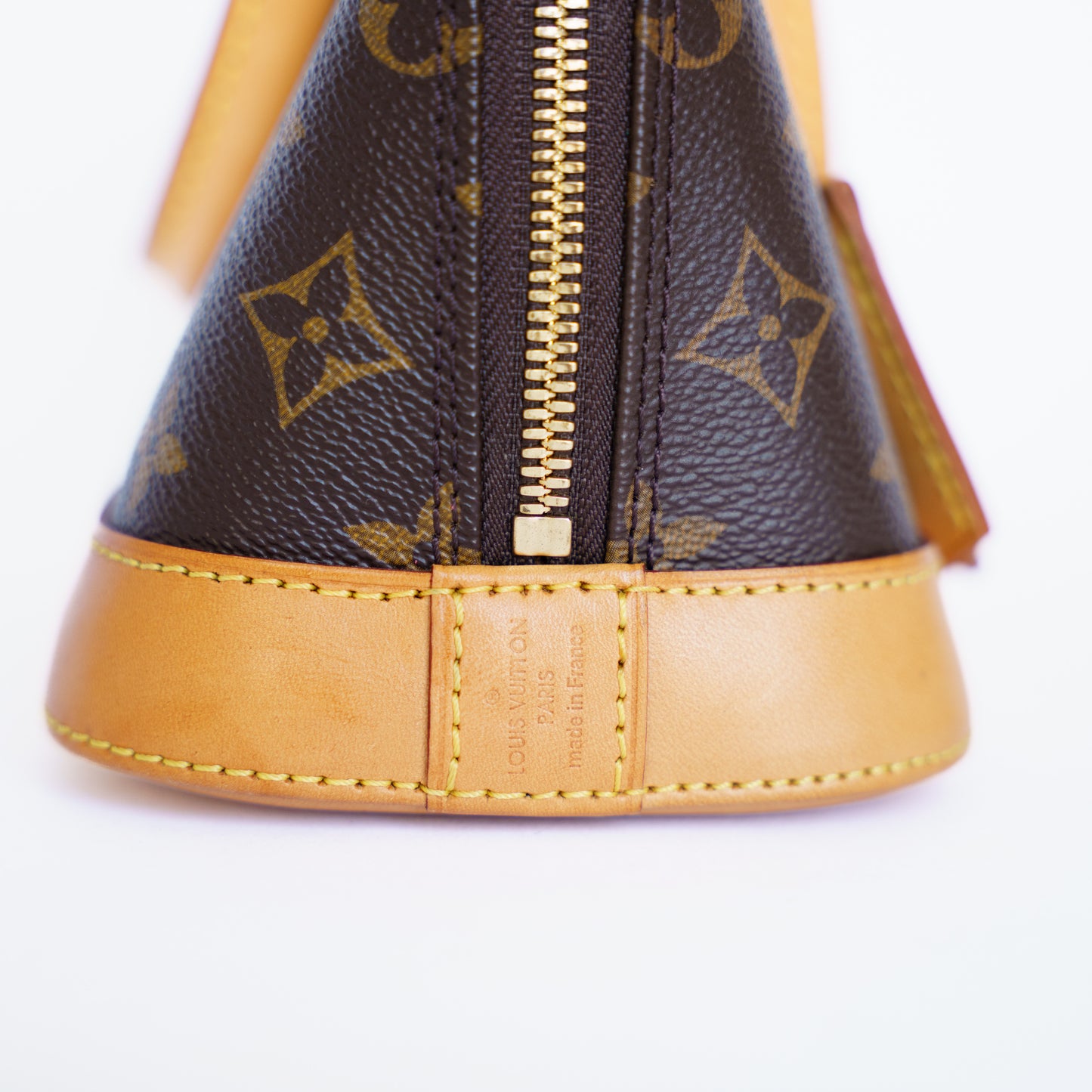 Louis Vuitton Alma BB in Monogram Canvas AR1167 160726A01