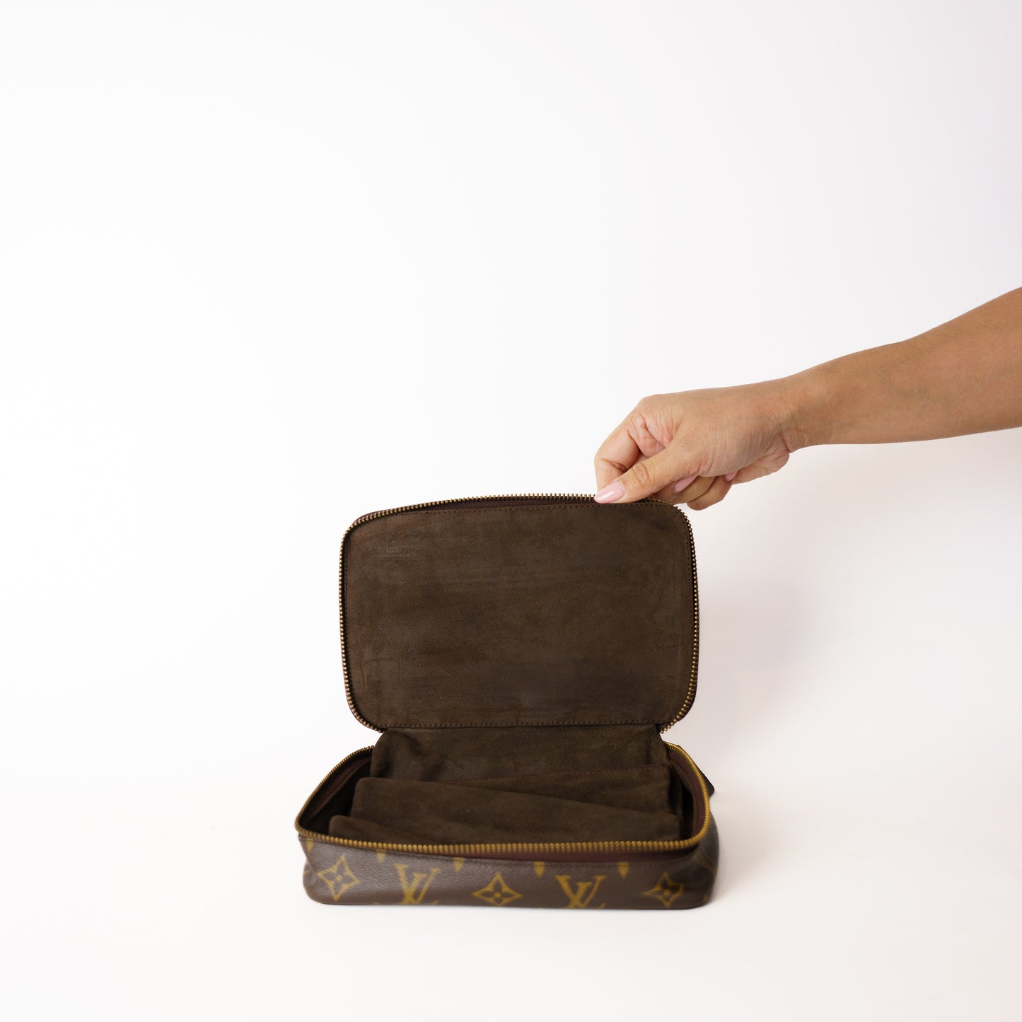 Louis Vuitton  Jewellery Travel Accesory Case in Monogram 181225B16